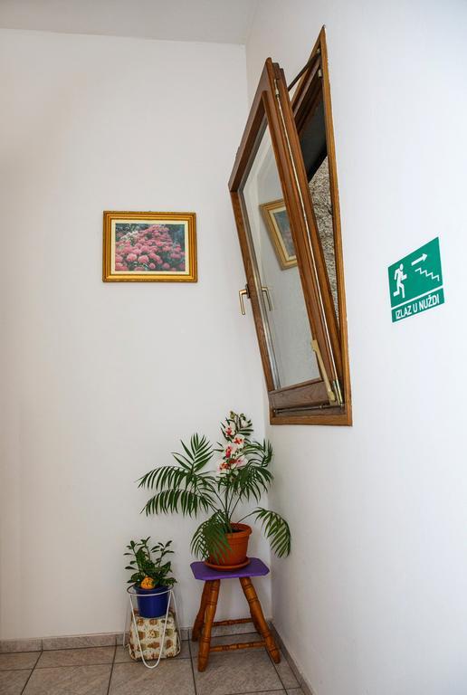 Apartment Ferk Zagreb Buitenkant foto