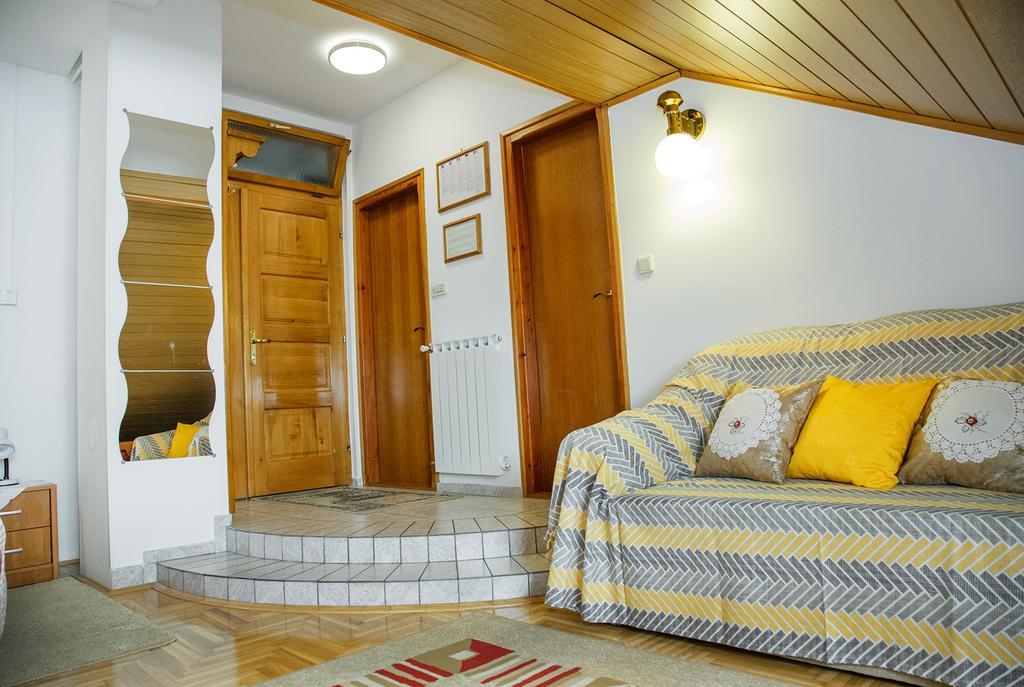Apartment Ferk Zagreb Buitenkant foto